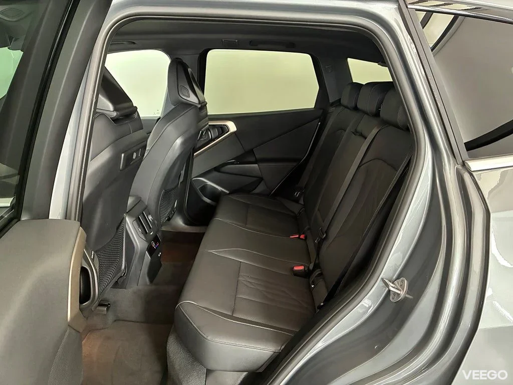 BMW X3 30e xDrive Innovation H/K Drag 20" Adpt Farth Rattvärme
