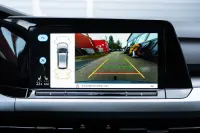 Volkswagen Golf 147kW thumbnail