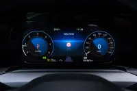 Volkswagen Golf 147kW thumbnail