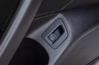 Volkswagen Passat 147kW thumbnail