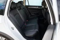 Volkswagen Passat 162kW thumbnail
