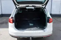 Volkswagen Passat 162kW thumbnail