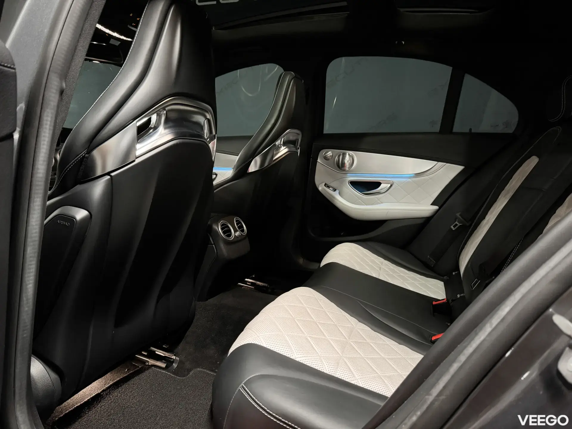 Mercedes-Benz C43 AMG 4Matic Manufaktur 3.0 270kW