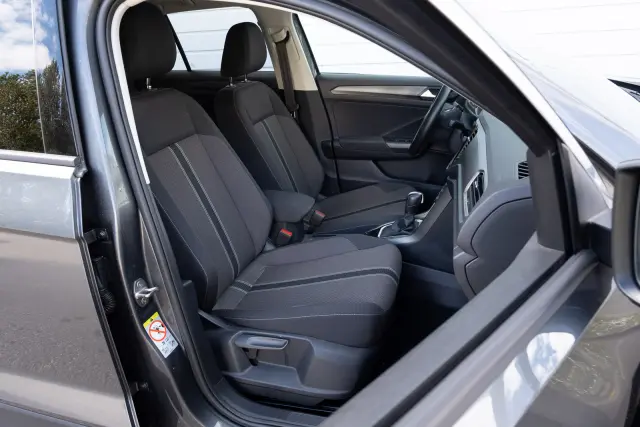 Image of Volkswagen T-Roc 110kW