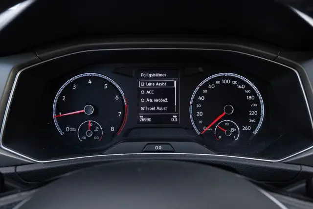 Image of Volkswagen T-Roc 110kW