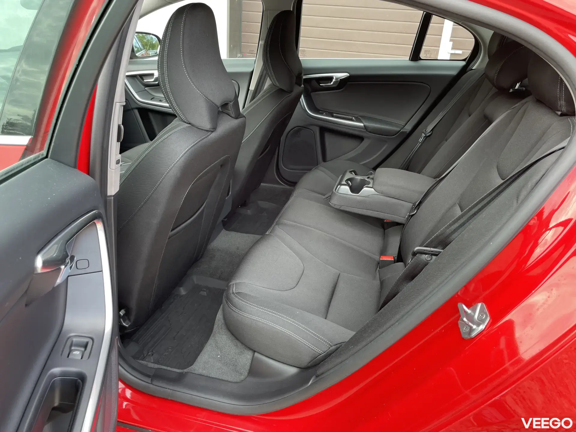 Volvo S60 2.4 140kW