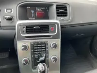 Volvo S60 2.4 140kW thumbnail