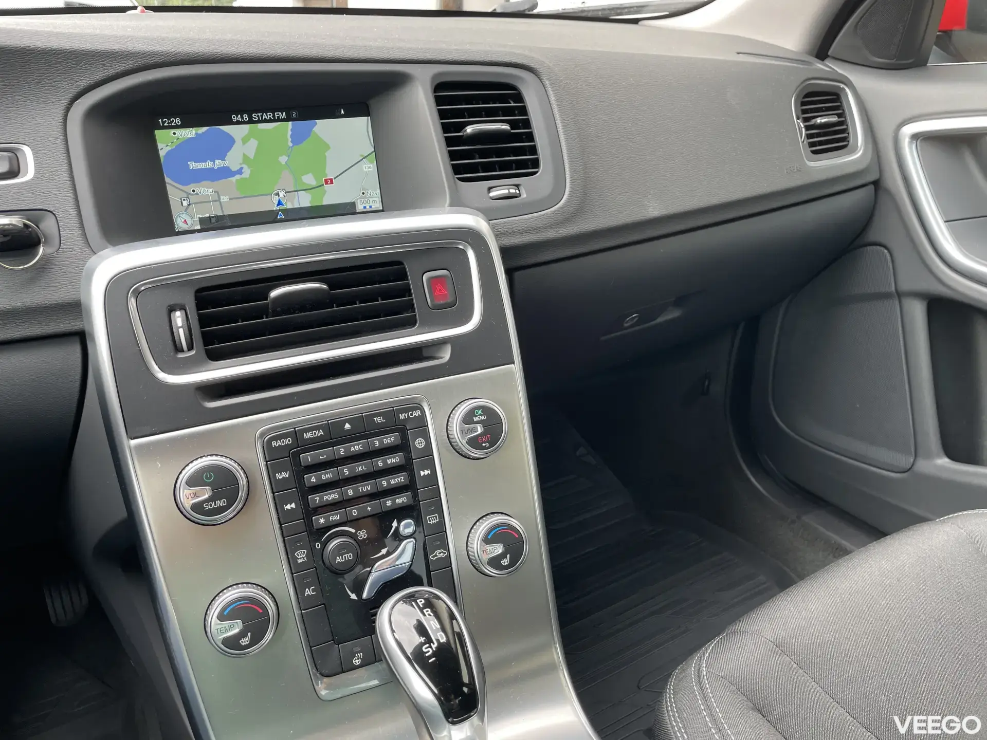 Volvo S60 2.4 140kW