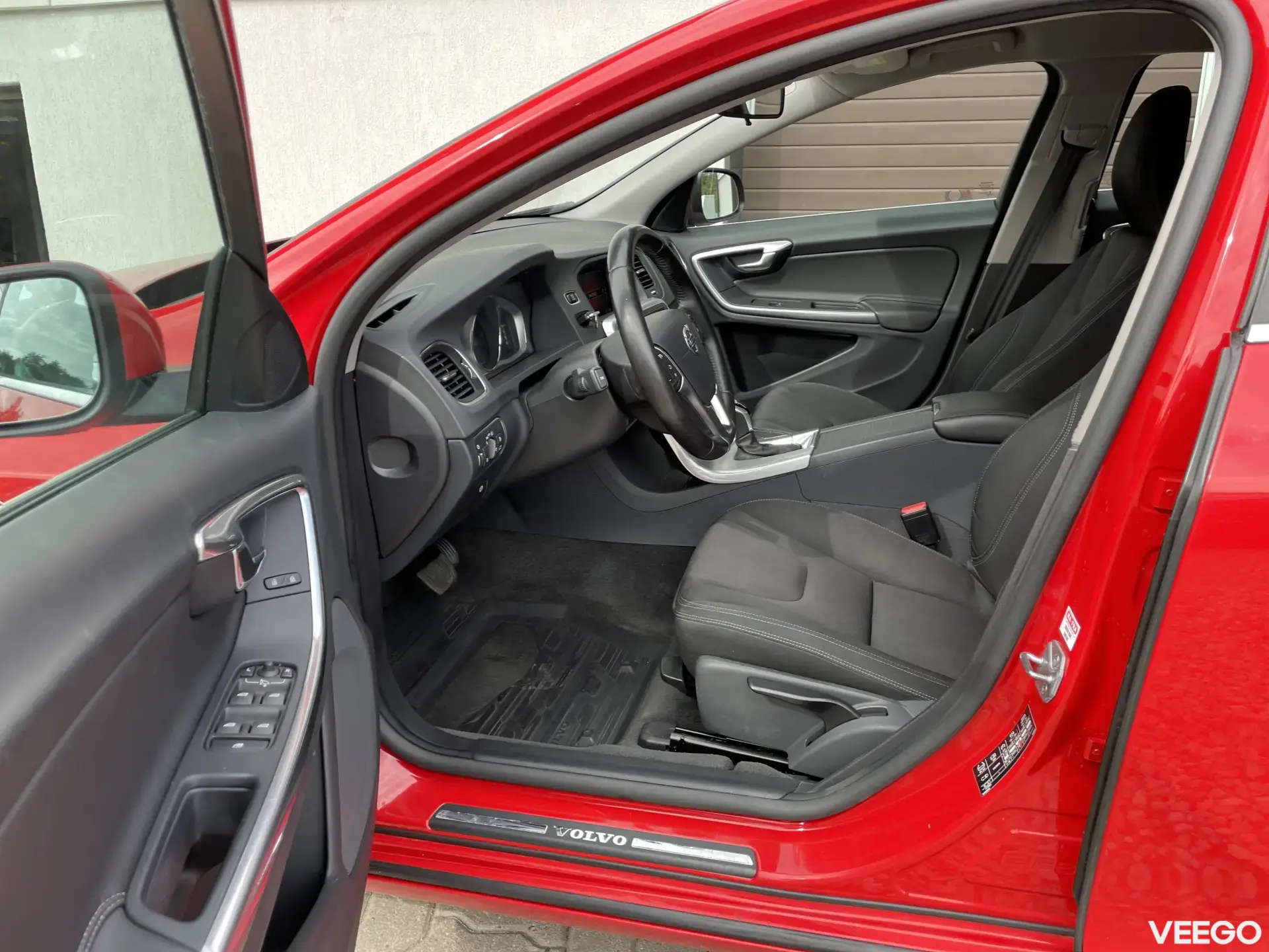 Volvo S60 2.4 140kW