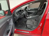 Volvo S60 2.4 140kW thumbnail
