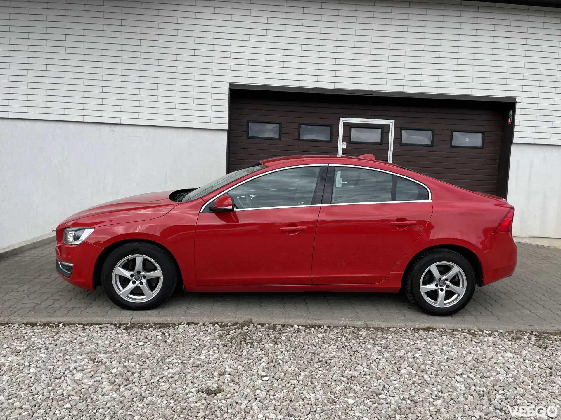 Volvo S60 2.4 140kW