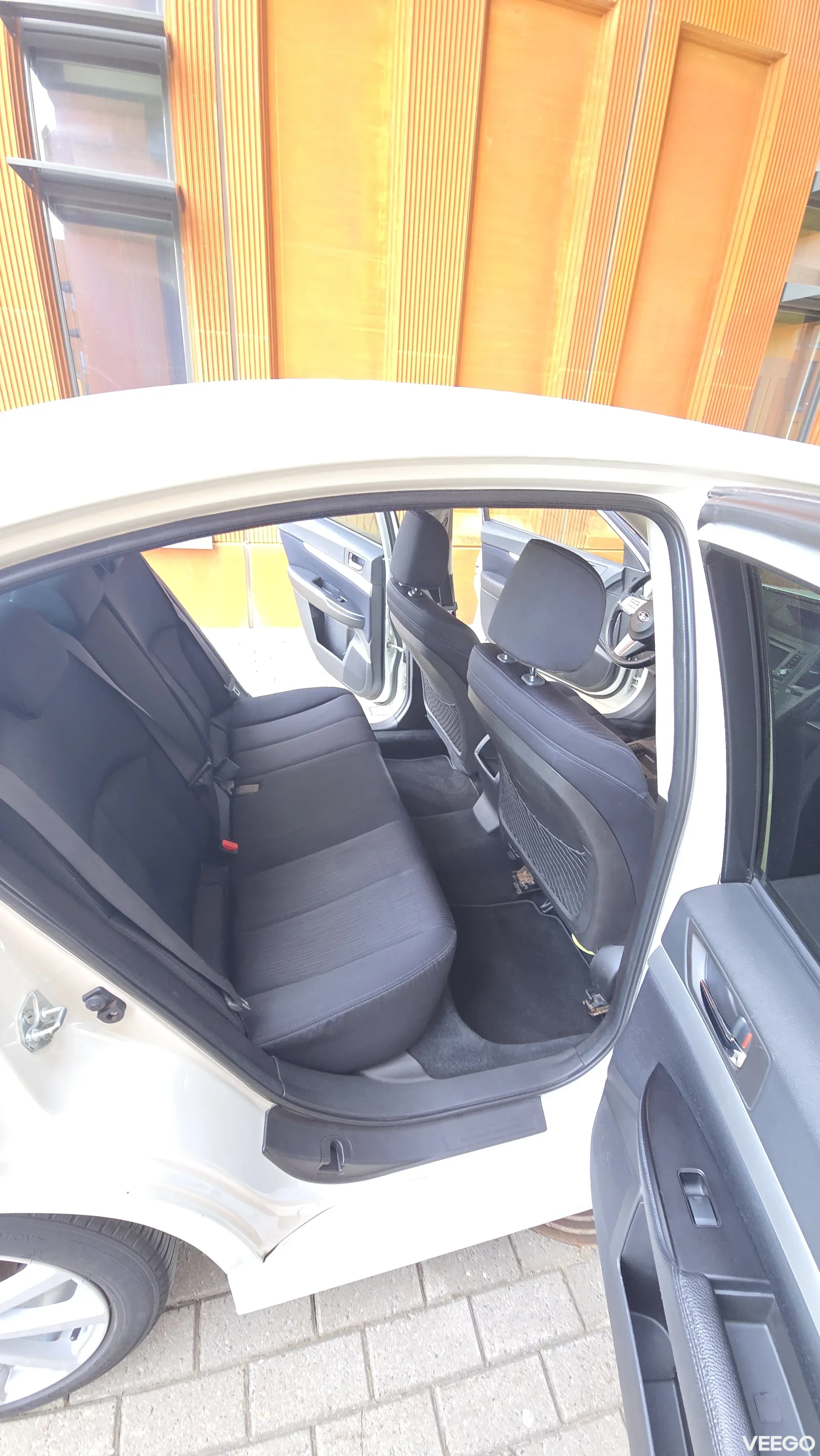 Subaru Legacy 2.5 123kW