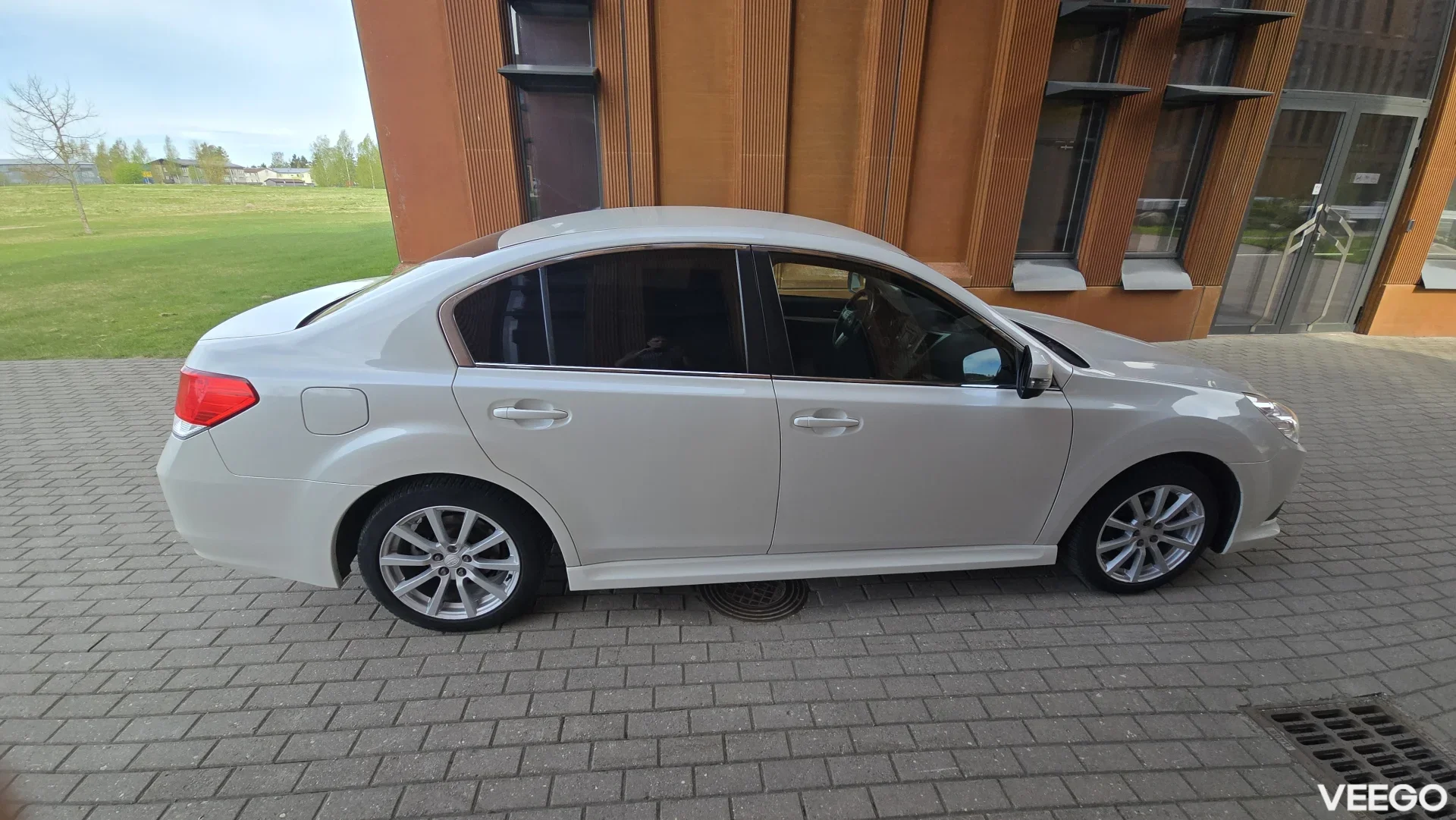Subaru Legacy 2.5 123kW