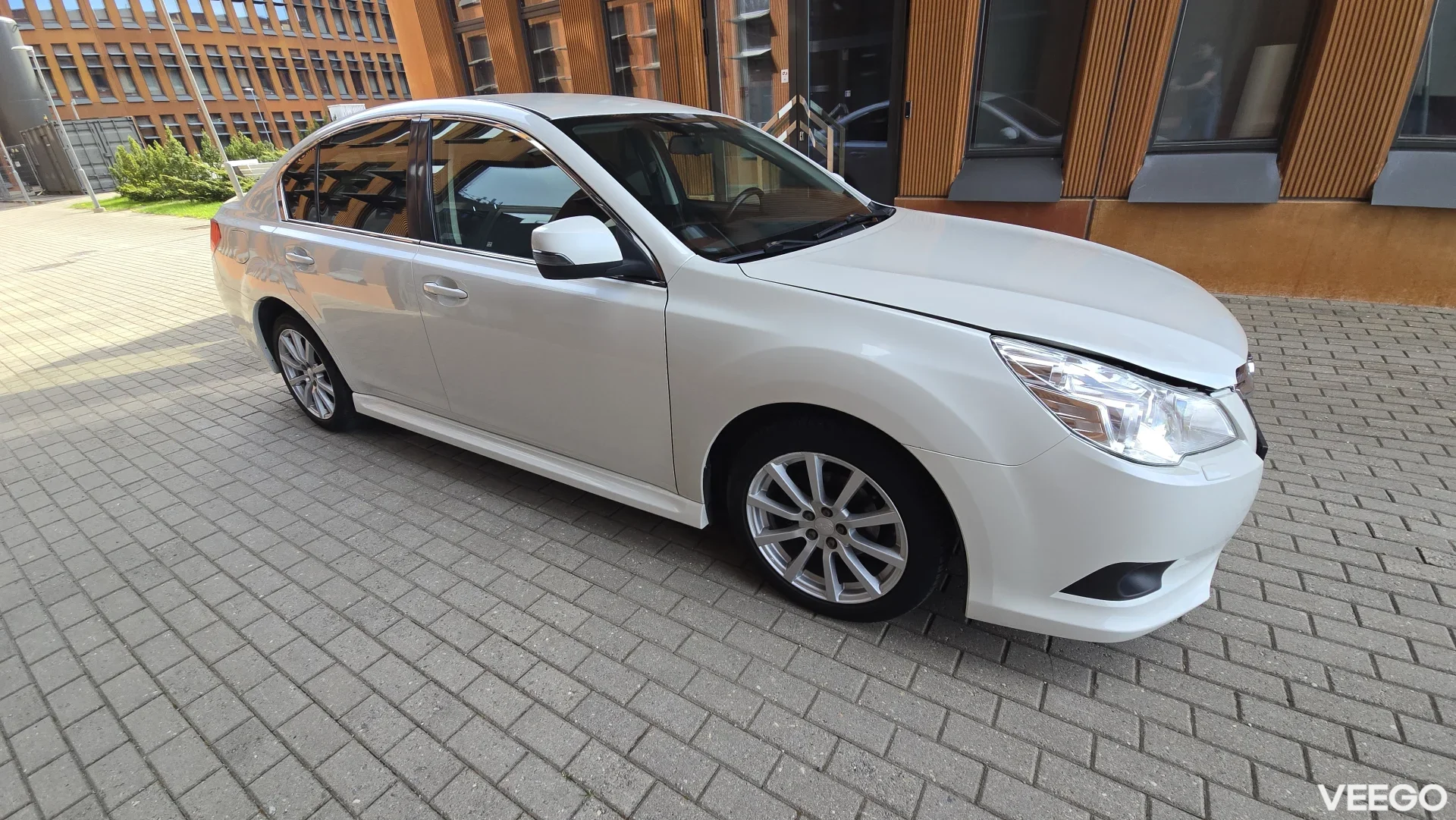 Subaru Legacy 2.5 123kW