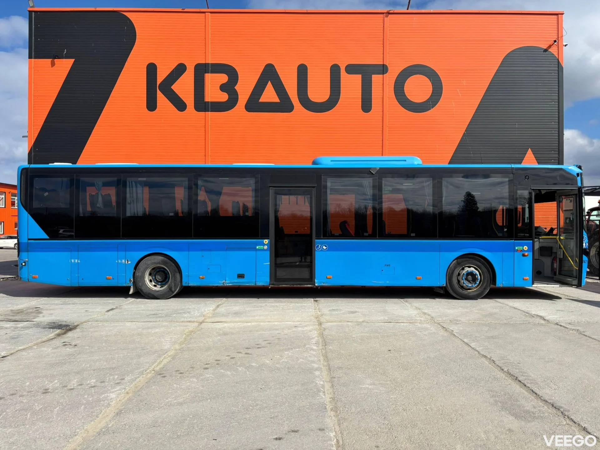 Volvo B8RLE AC / AUXILIARY HEATING  340kW