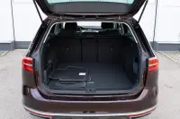 Volkswagen Passat 162kW thumbnail