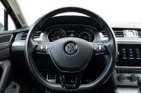 Volkswagen Passat 162kW thumbnail