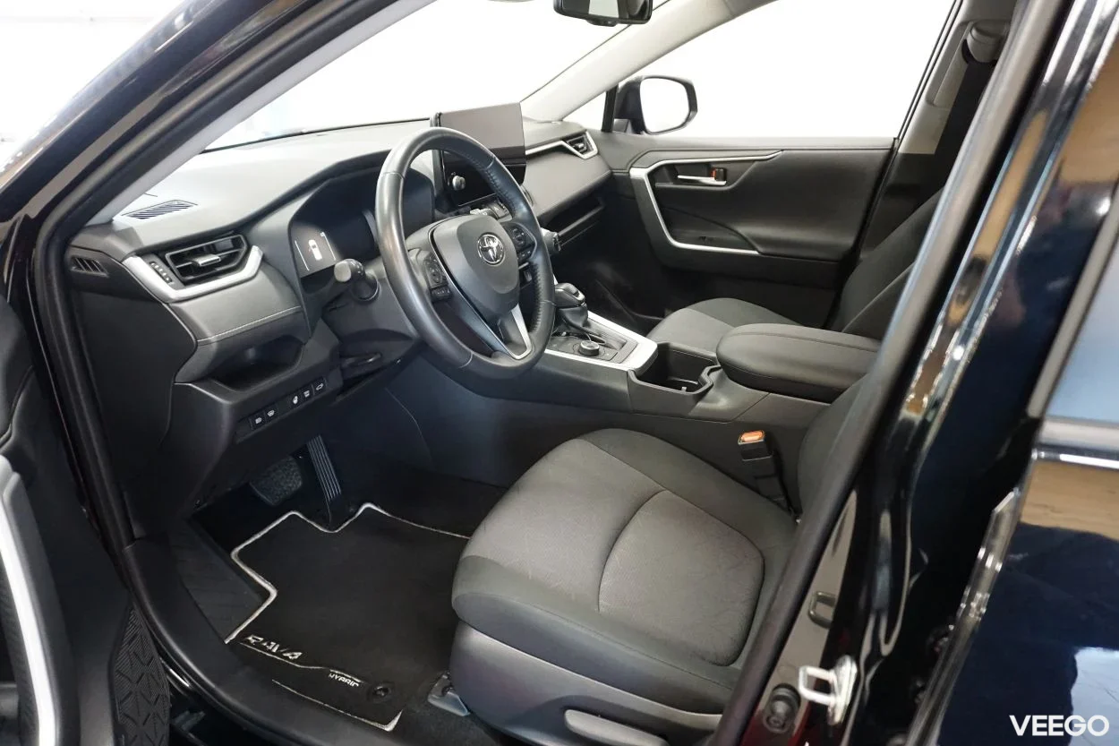 Toyota RAV4 Luxury Limited 2.5 131kW
