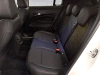 Jeep Avenger e-hybrid 100hp Summit 74kW thumbnail