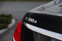 Mercedes-Benz E200 1.6 118kW thumbnail