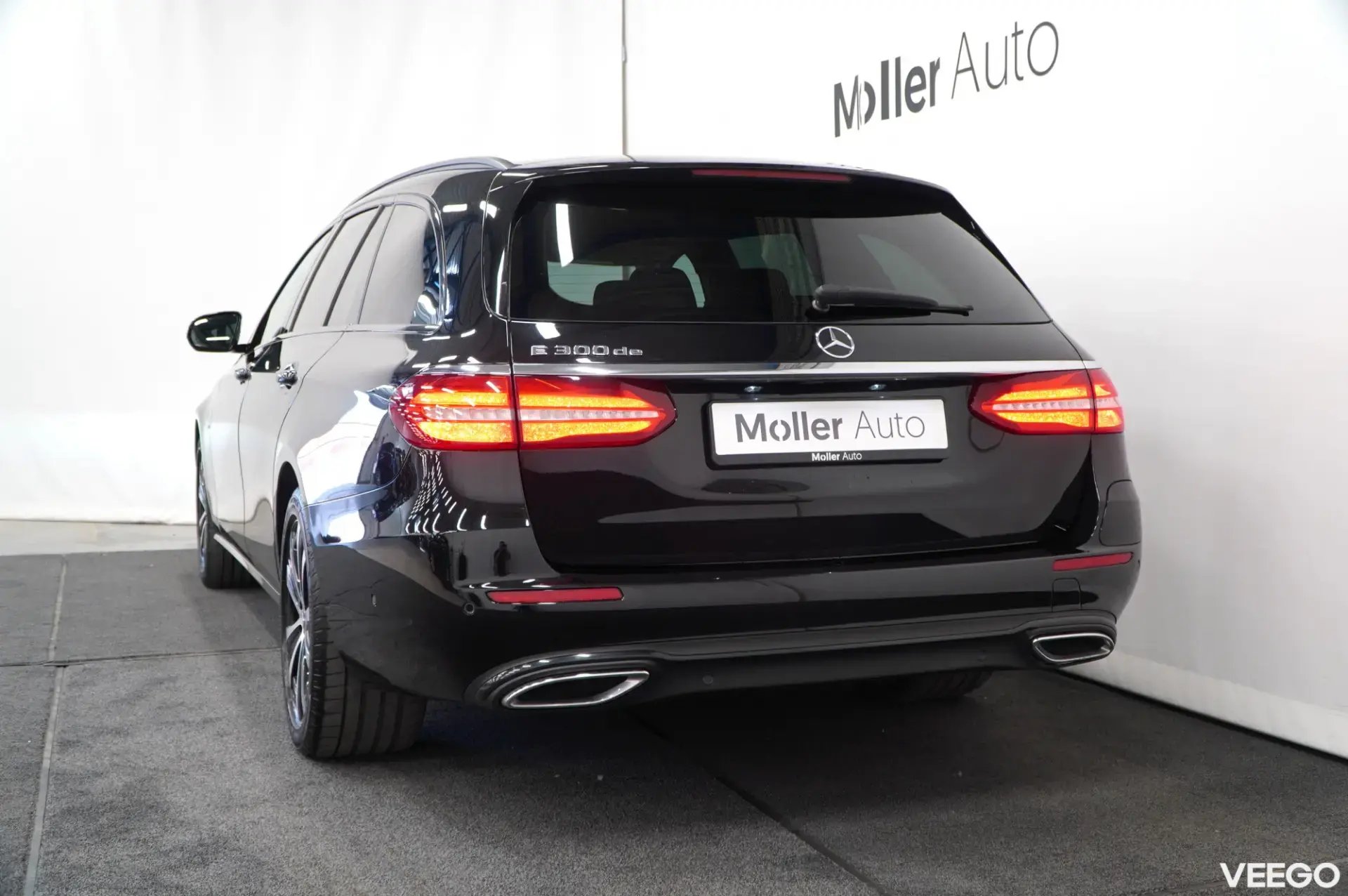 Mercedes-Benz E300 143kW