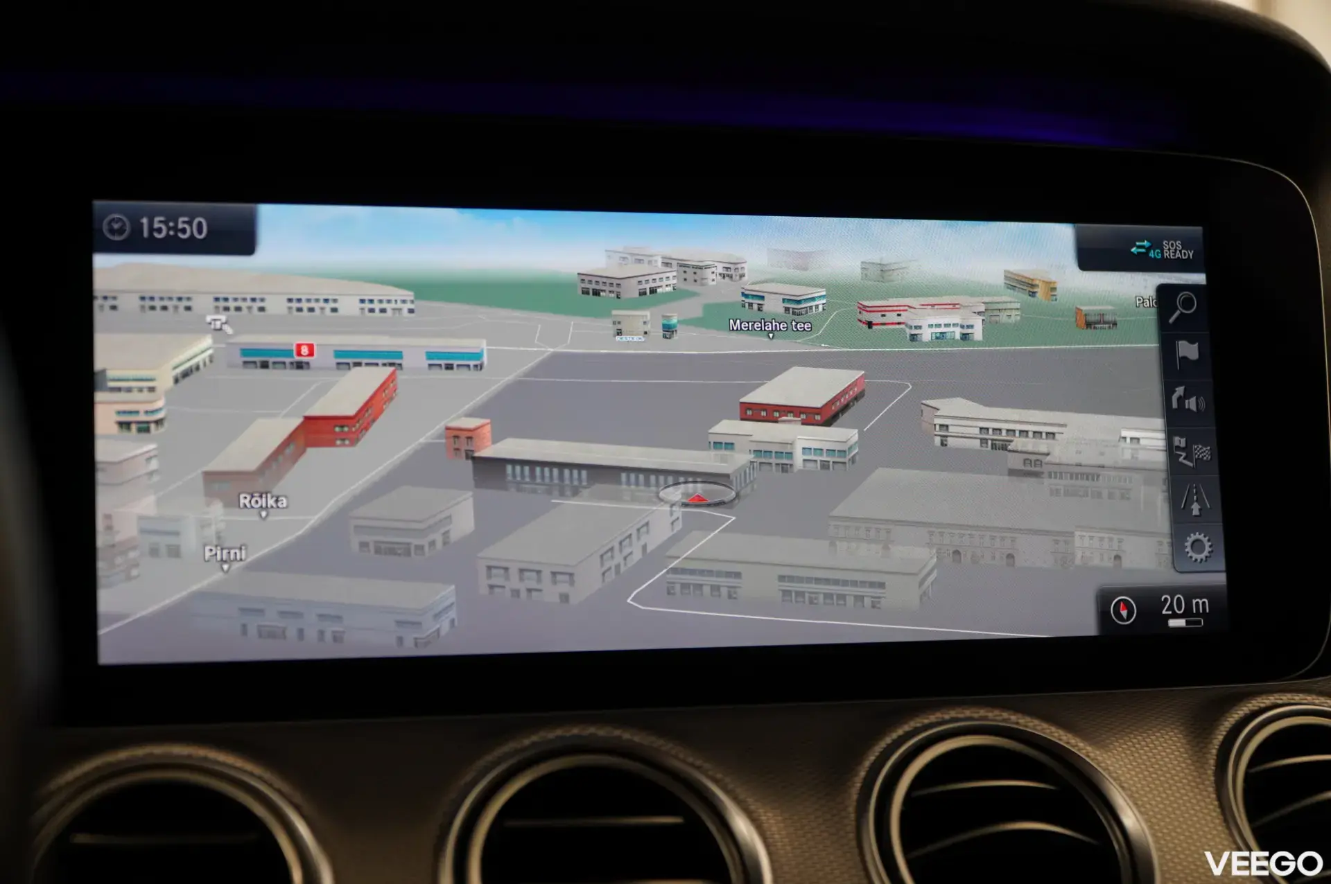 Mercedes-Benz E300 143kW