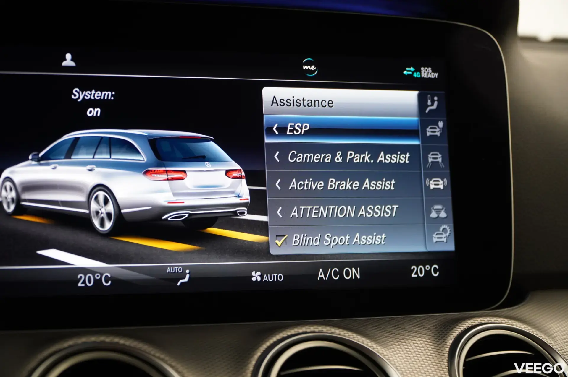 Mercedes-Benz E300 143kW