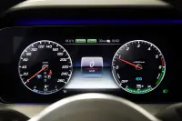 Mercedes-Benz E300 143kW thumbnail