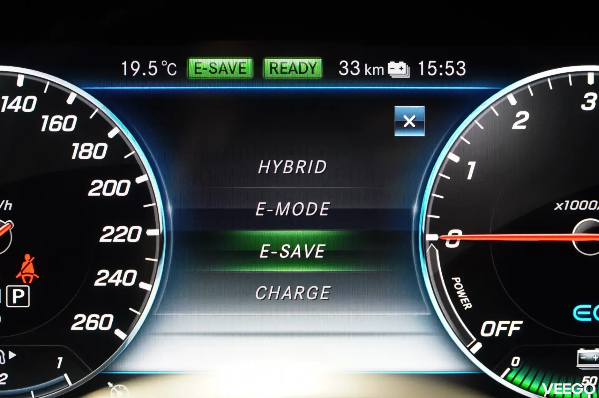 Mercedes-Benz E300 143kW