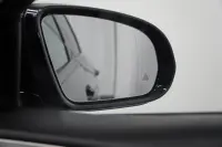 Mercedes-Benz E300 143kW thumbnail