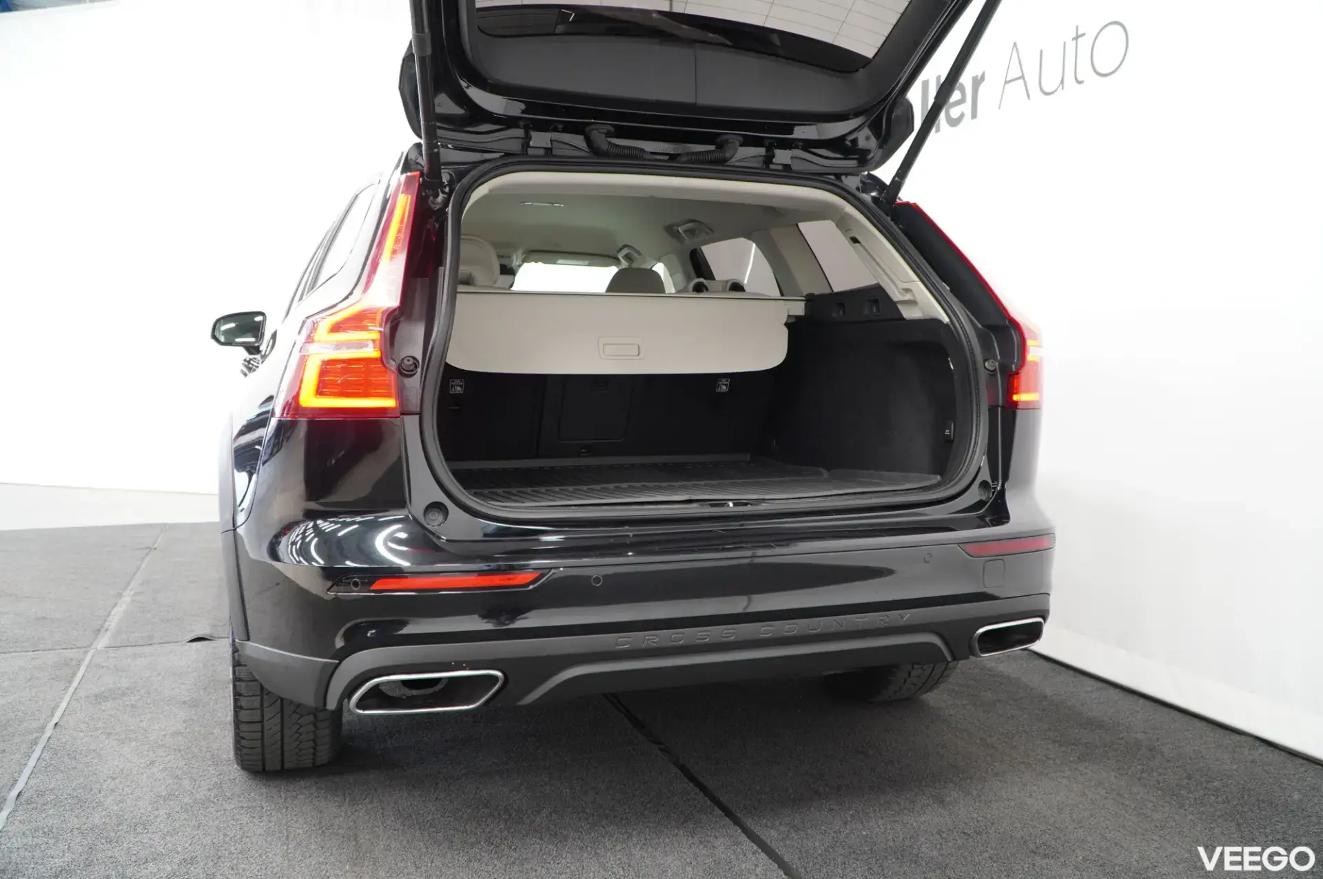 Volvo V60 Cross Country 145kW