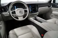 Volvo V60 Cross Country 145kW thumbnail