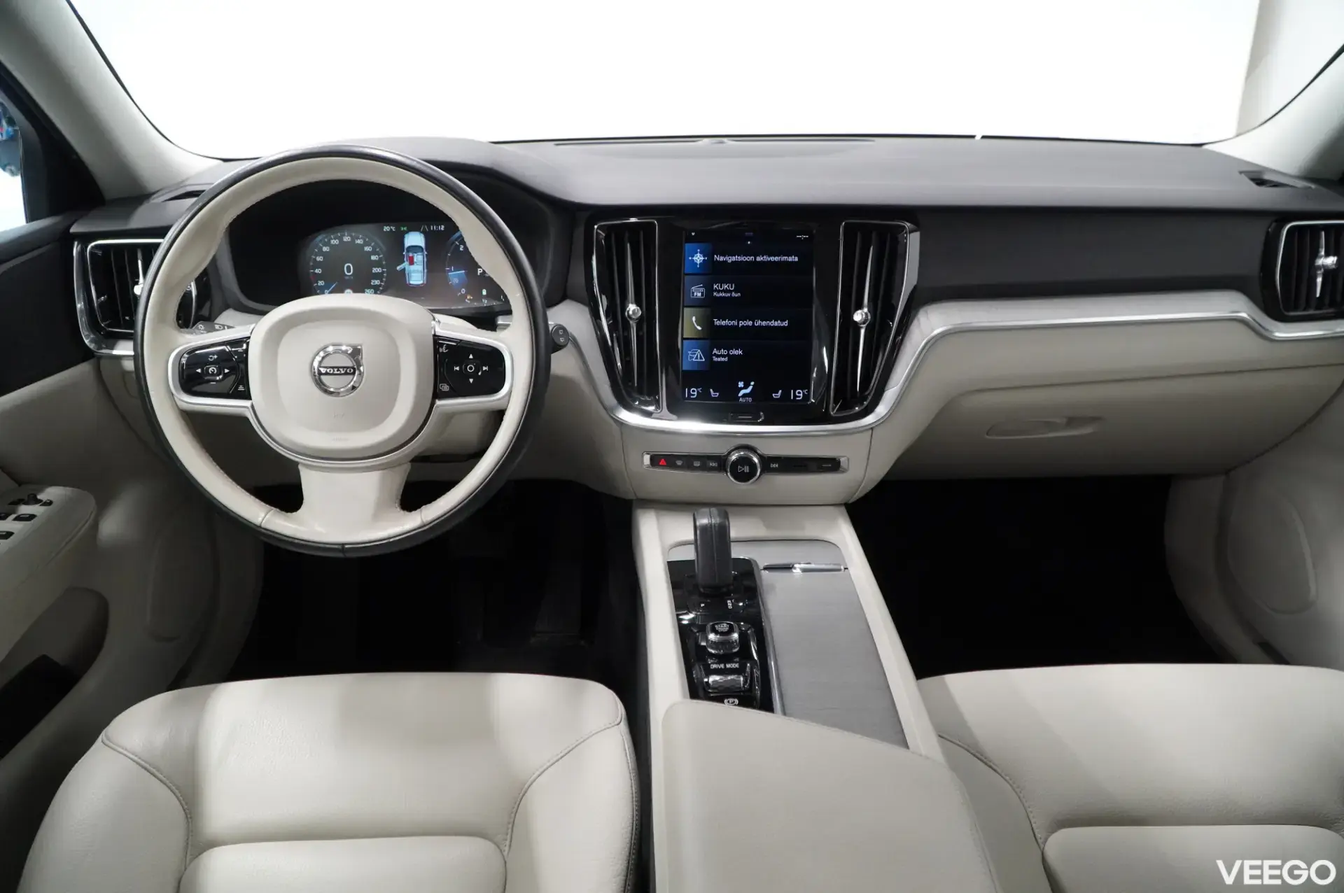 Volvo V60 Cross Country 145kW