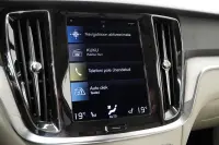 Volvo V60 Cross Country 145kW thumbnail