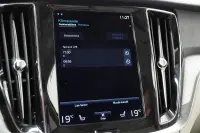 Volvo V60 Cross Country 145kW thumbnail