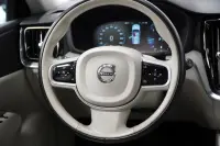 Volvo V60 Cross Country 145kW thumbnail