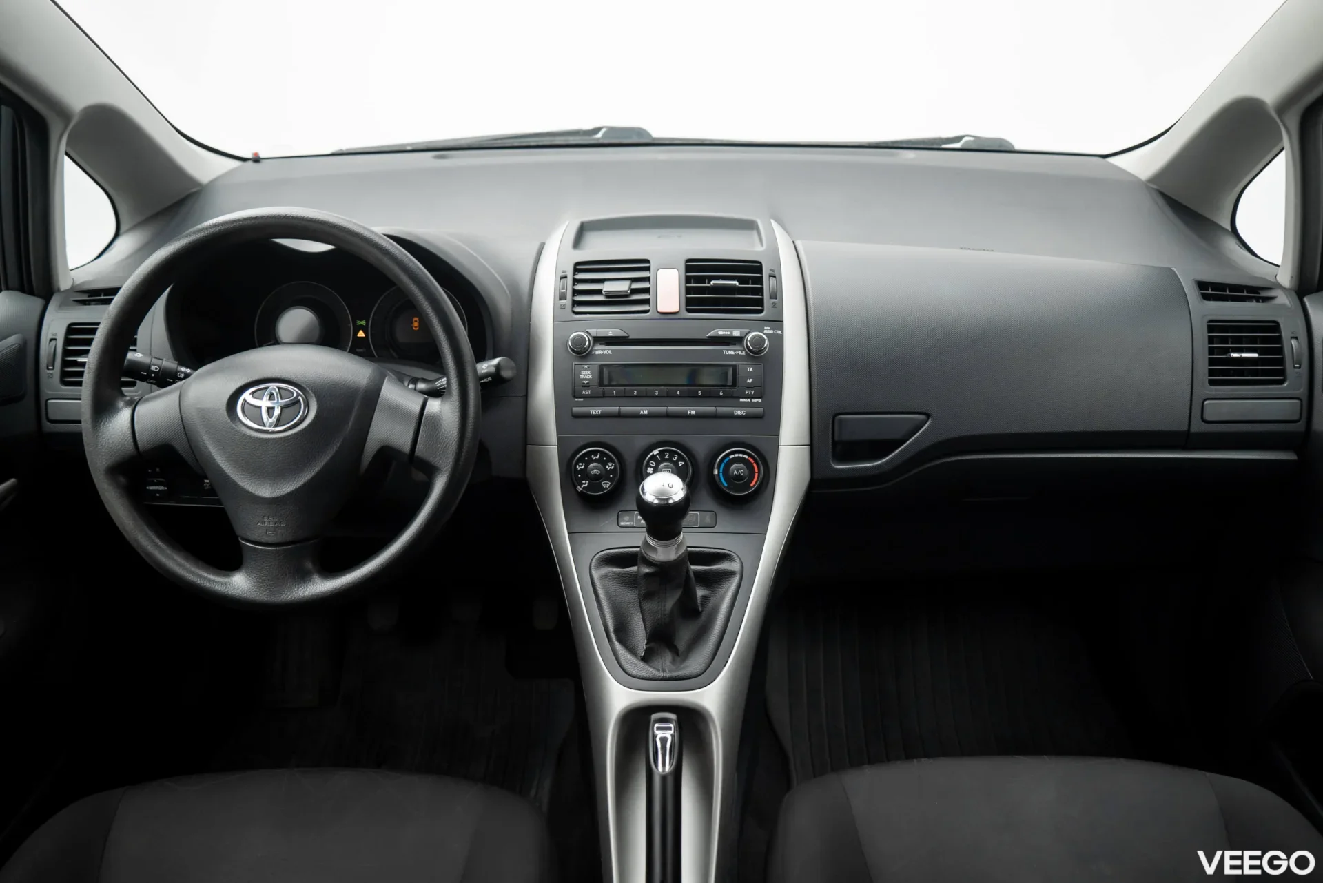 Toyota Auris 1.4 71kW