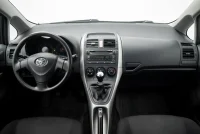 Toyota Auris 1.4 71kW thumbnail