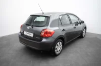 Toyota Auris 1.4 71kW thumbnail