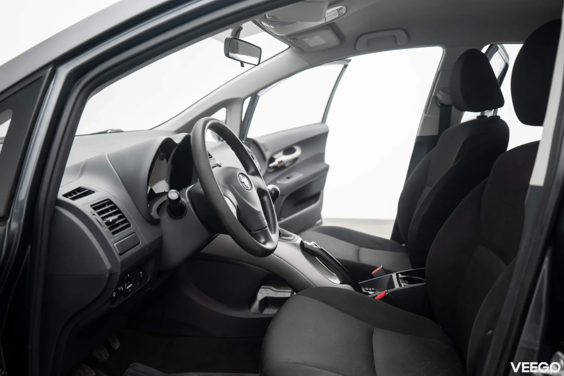 Toyota Auris 1.4 71kW