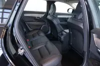 Volvo V90 Cross Country B4 AWD 2 145kW thumbnail
