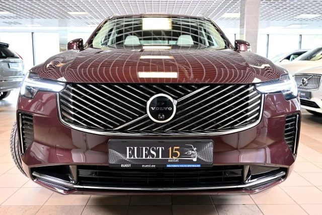 Image of Volvo XC90 AWD 7K B&W 4C ULTRA BRIGHT XENIUM INTELLI SAFE PRO MY26 2 335kW