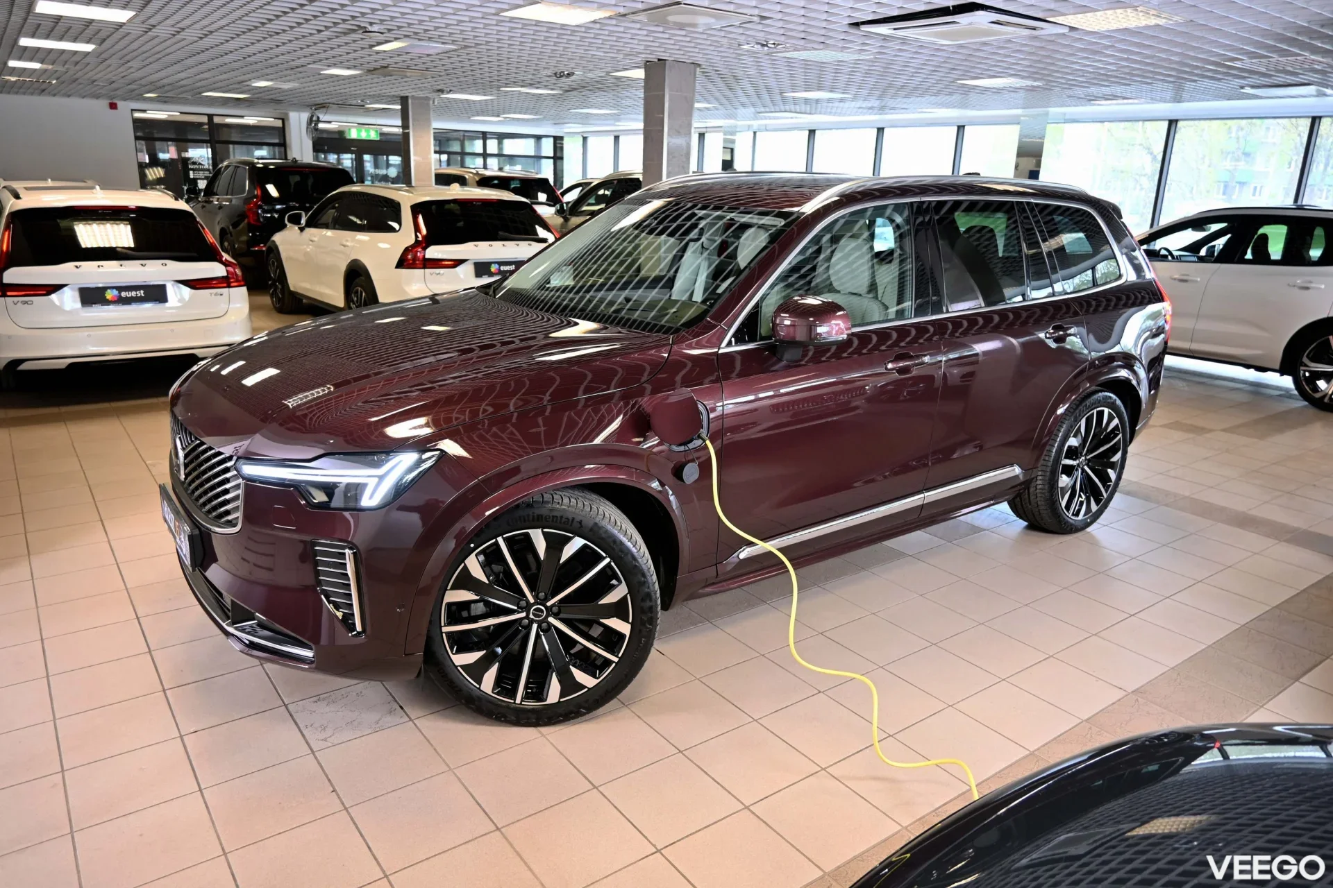 Volvo XC90 AWD 7K B&W 4C ULTRA BRIGHT XENIUM INTELLI SAFE PRO MY26 2 335kW