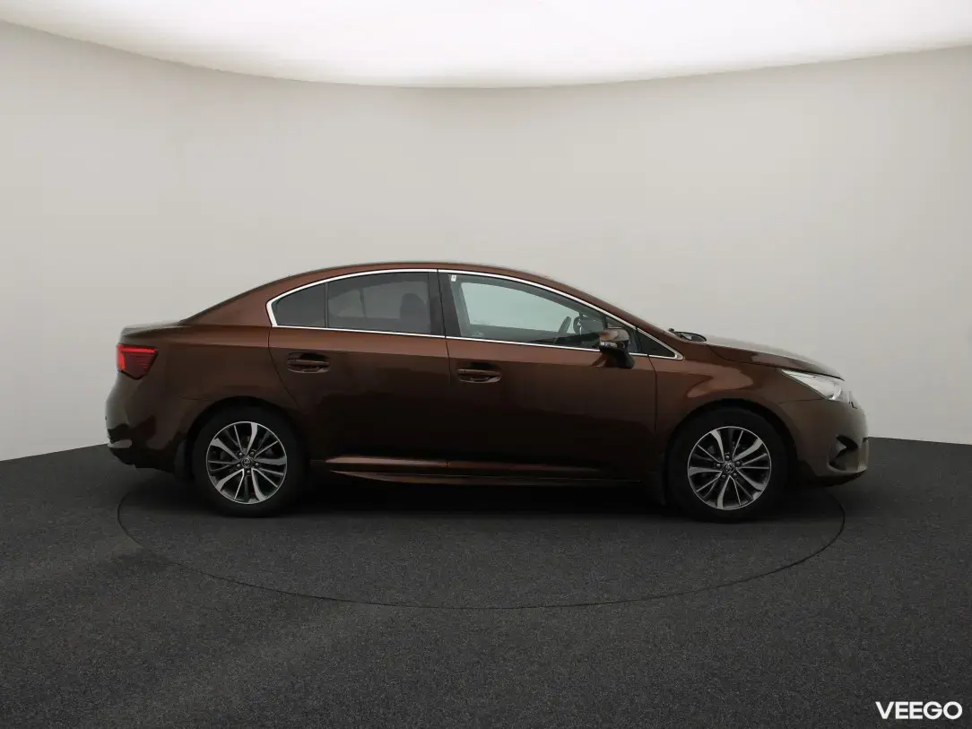 Toyota Avensis 1.8 108kW