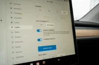 Tesla Model Y   Long Range Dual Motor AWD 378kW thumbnail