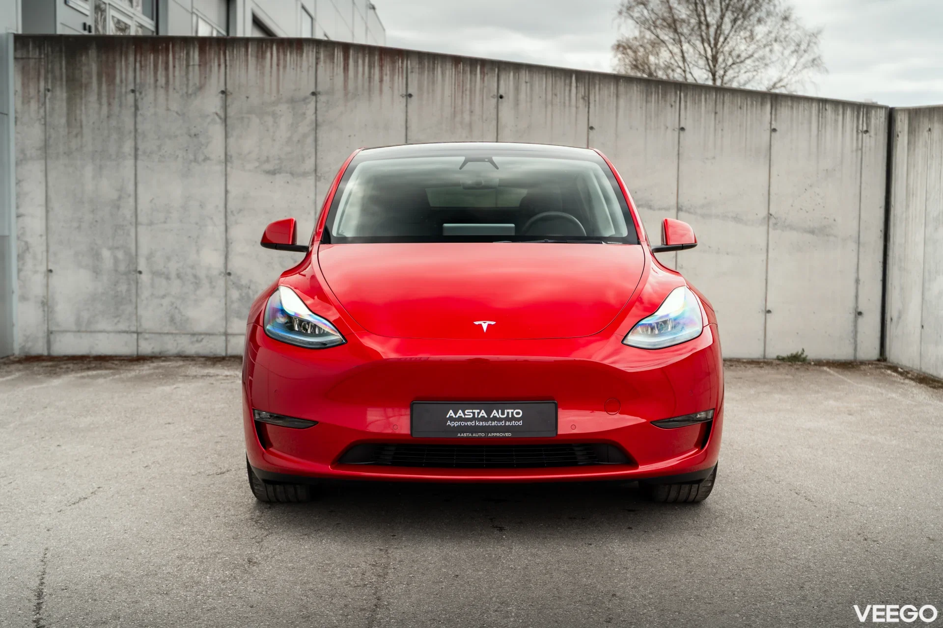Tesla Model Y   Long Range Dual Motor AWD 378kW