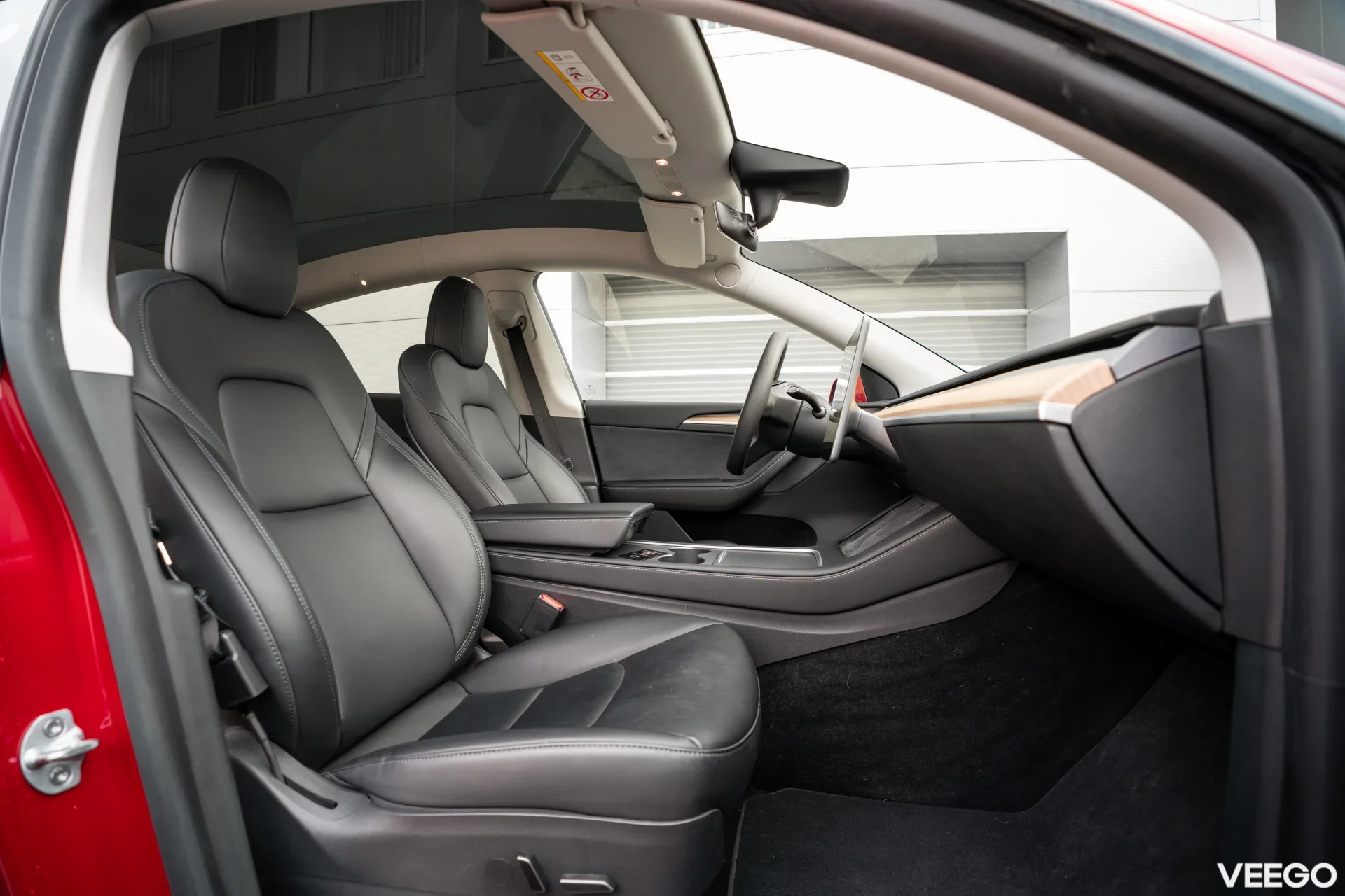 Tesla Model Y   Long Range Dual Motor AWD 378kW