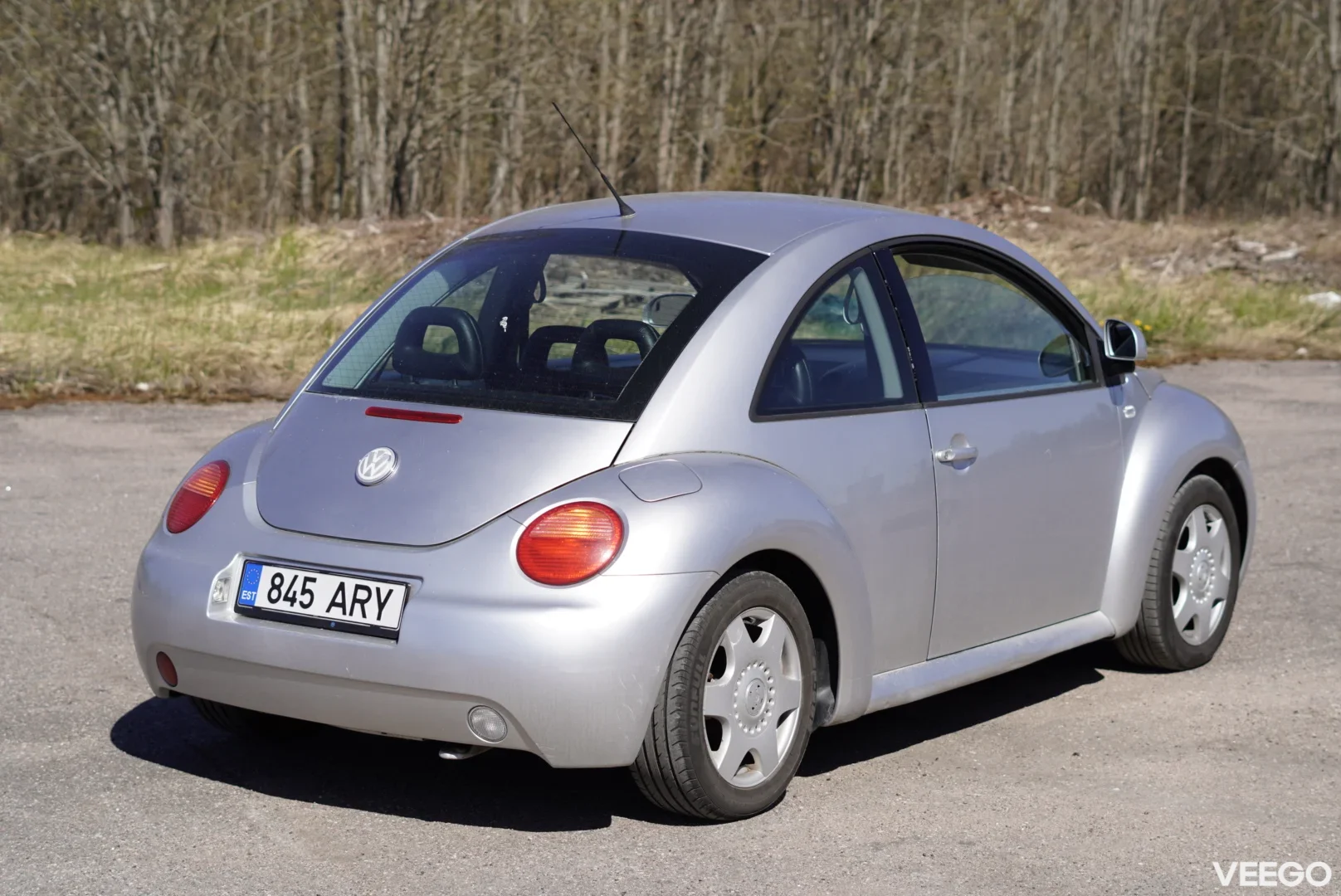 Volkswagen New Beetle 2.0 85kW