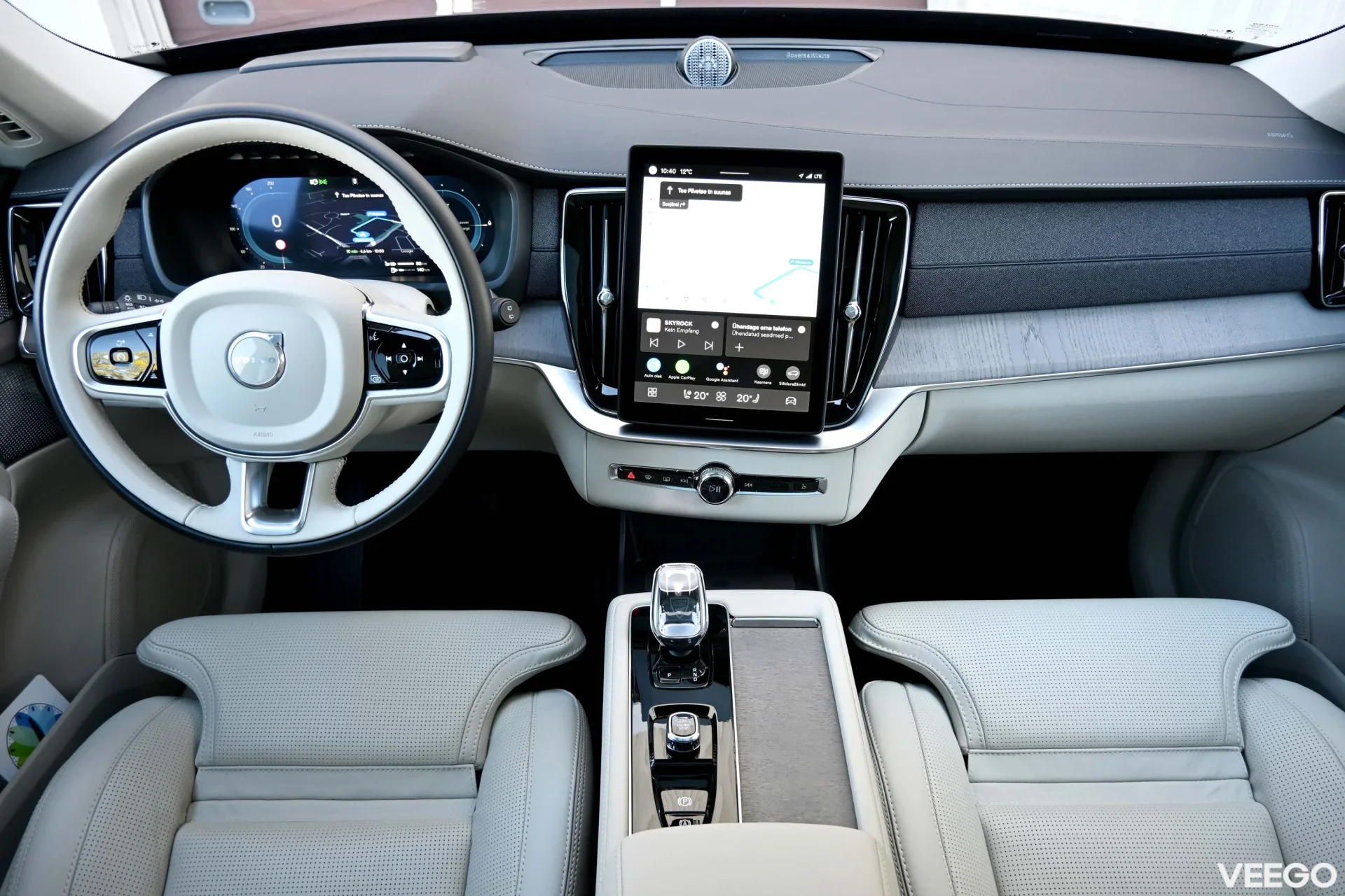 Volvo XC90 AWD 7K B&W 4C ULTRA BRIGHT XENIUM INTELLI SAFE PRO MY26 2 335kW