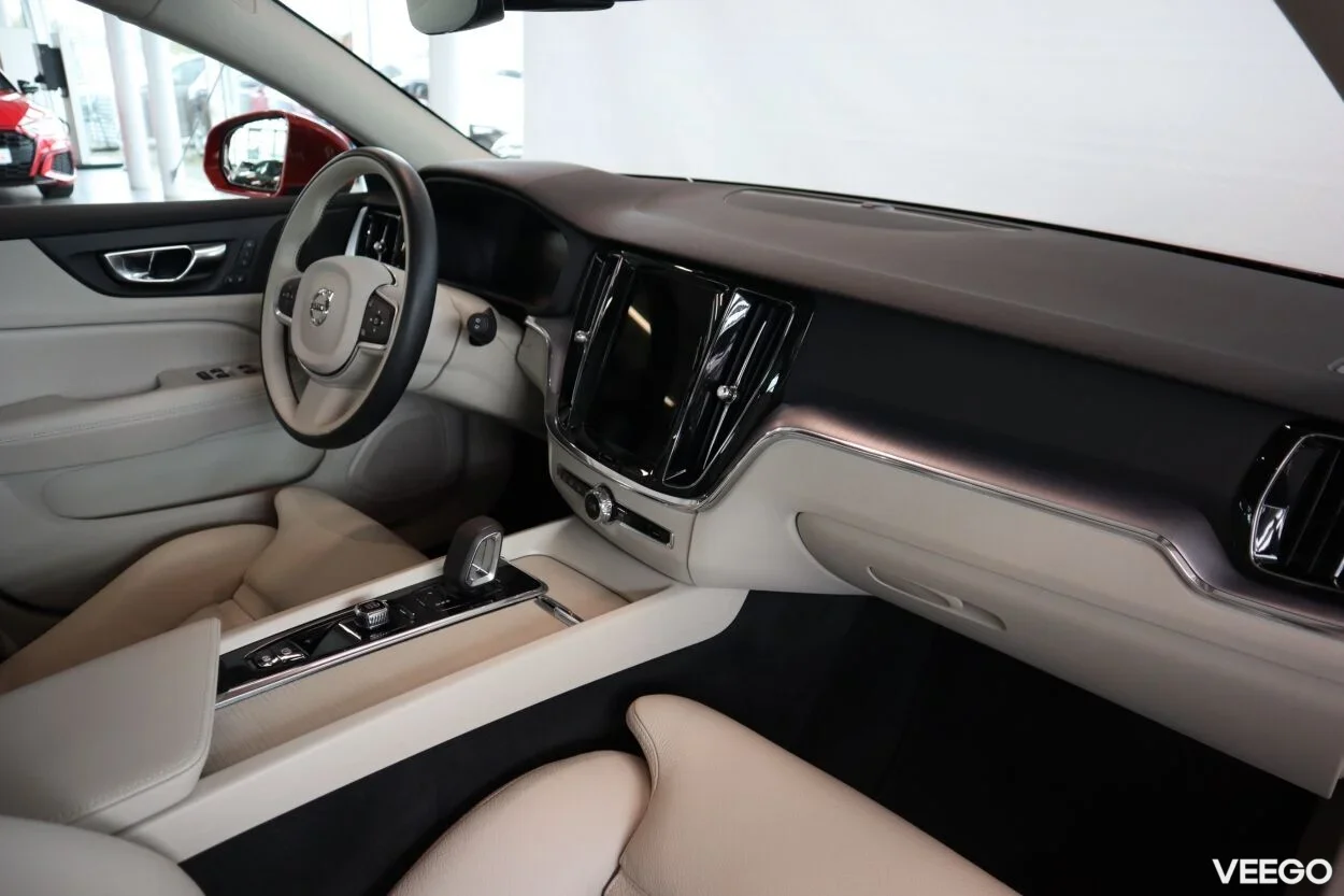 Volvo V60 145kW